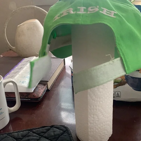 Irish shamrock ☘️ cap with Velcro closure. Irish embroidery on the back. - Picture 3 of 3